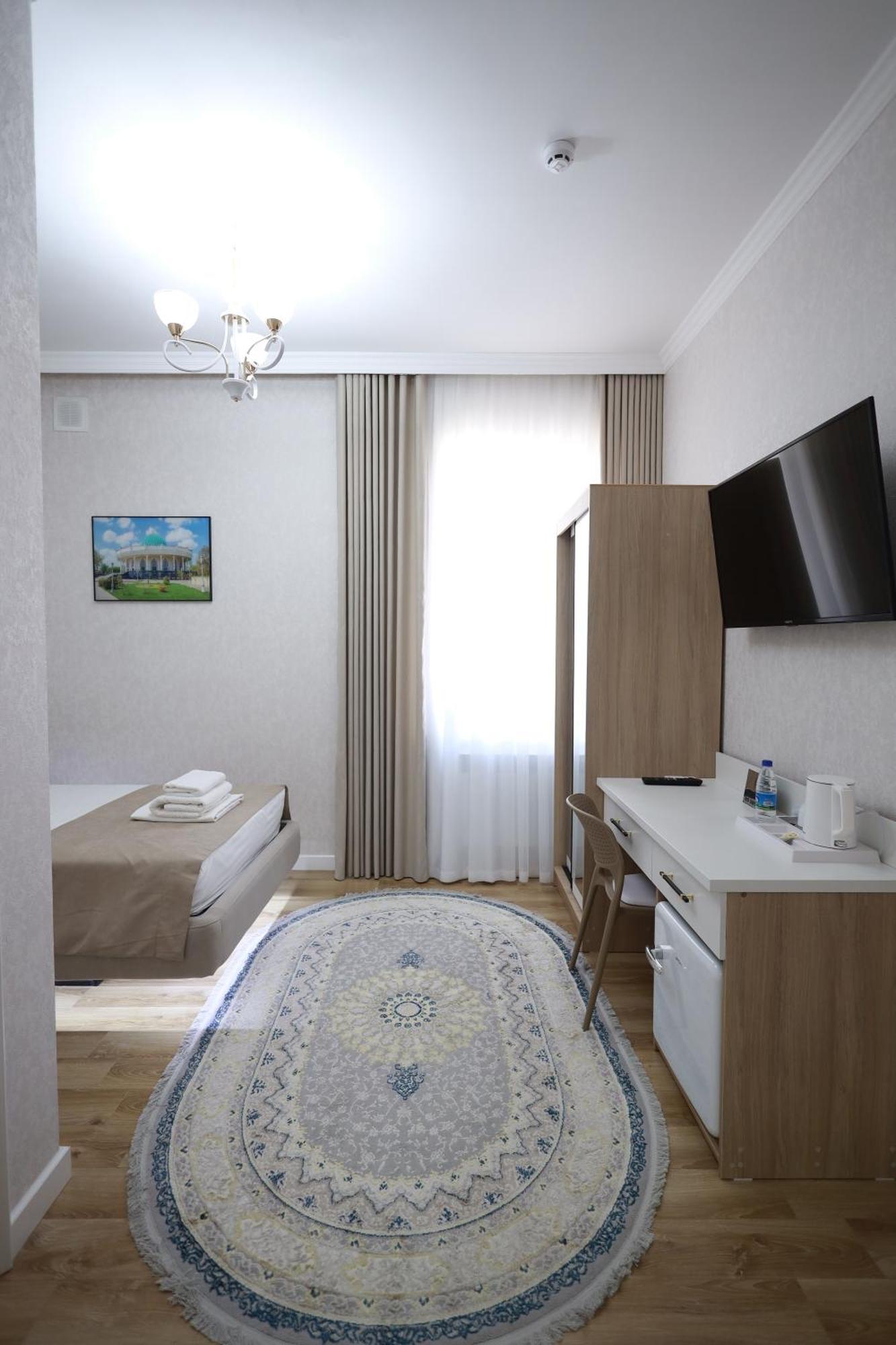 Ideal Hotel Nukus Exteriör bild